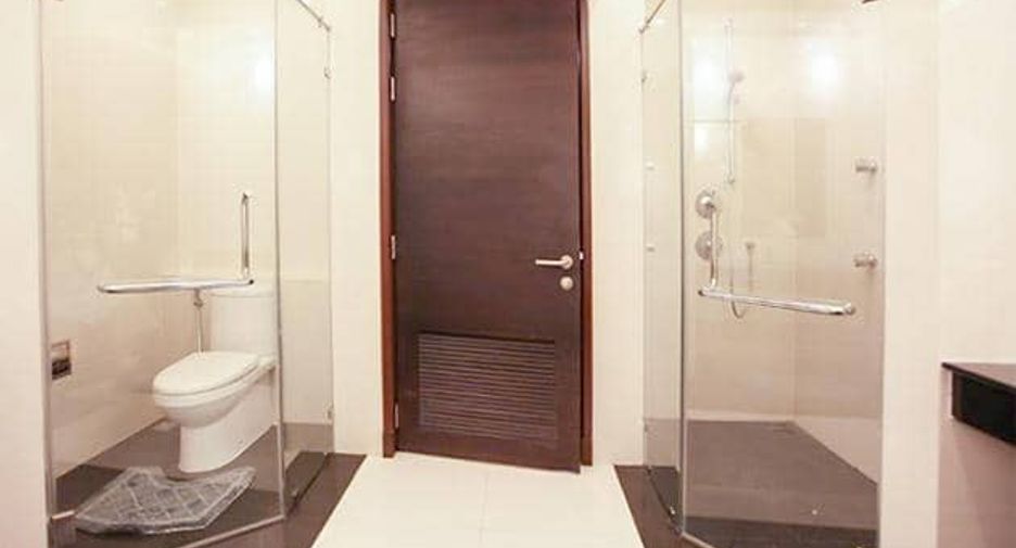For sale 3 bedrooms condo in Jomtien, Pattaya