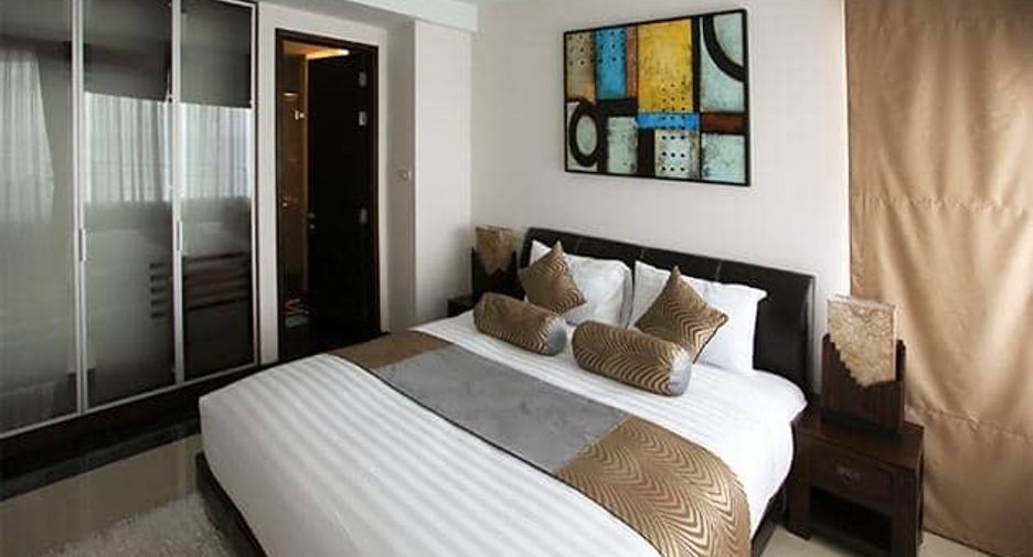 For sale 3 bedrooms condo in Jomtien, Pattaya