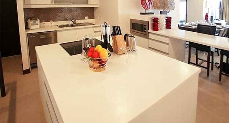 For sale 3 bedrooms condo in Jomtien, Pattaya