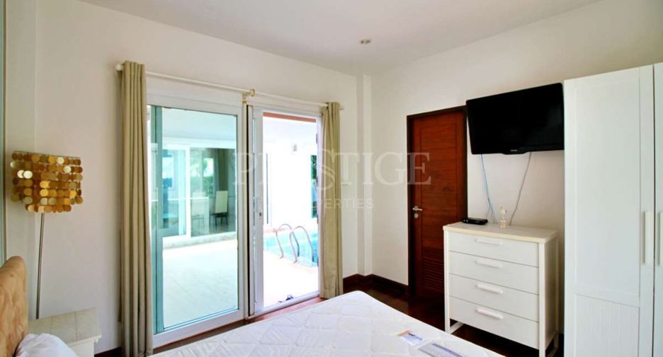 Casa en venta y en alquiler de 3 habitaciones en Bang Lamung, Chonburi