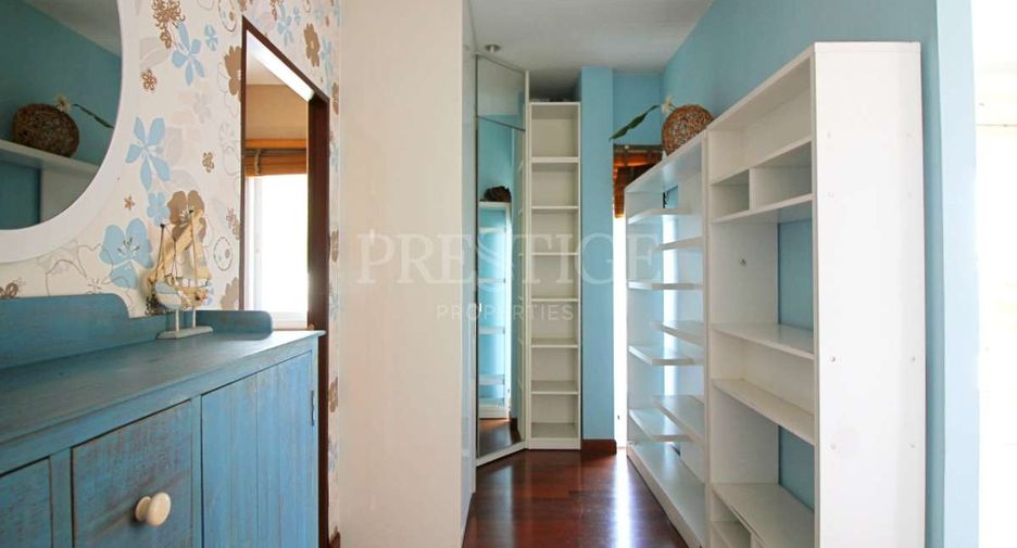 Casa en venta y en alquiler de 3 habitaciones en Bang Lamung, Chonburi