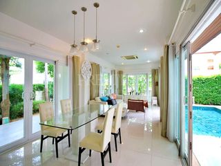 Casa en venta y en alquiler de 3 habitaciones en Bang Lamung, Chonburi