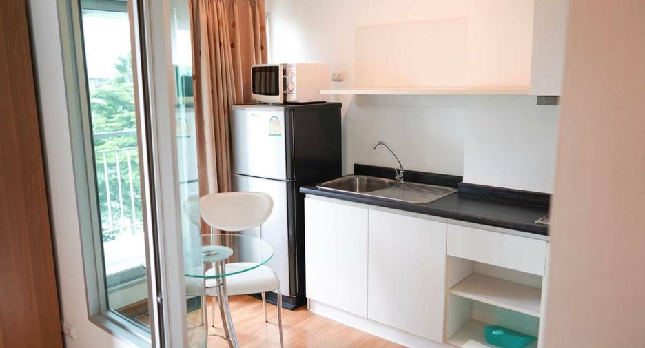 For sale 1 bed condo in Khlong Toei, Bangkok