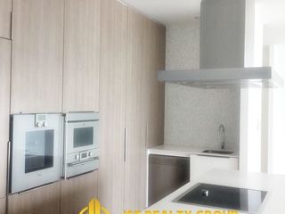 Wohnung zur Miete mit 3 Zimmer in Pathum Wan, Bangkok