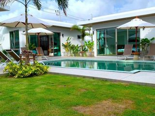 For rent 3 bedrooms villa in Mueang Phuket, Phuket