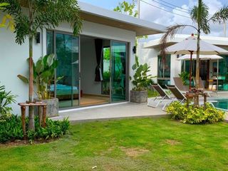For rent 3 bedrooms villa in Mueang Phuket, Phuket