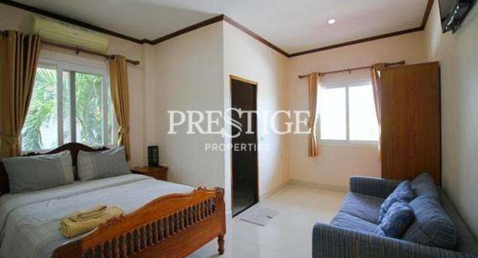 For sale 5 bedrooms house in Bang Lamung, Chonburi
