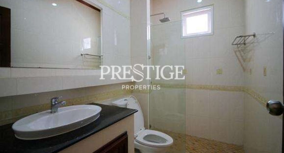 For sale 5 bedrooms house in Bang Lamung, Chonburi