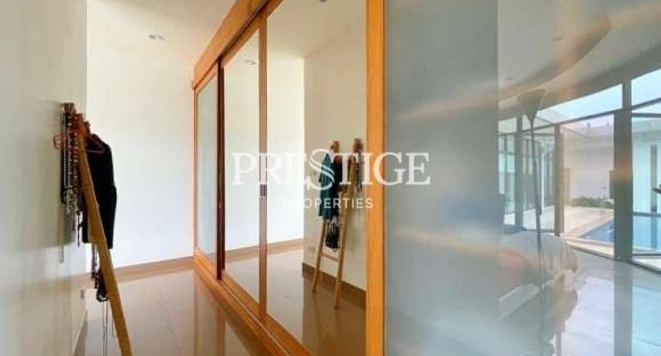 Haus zur Miete und zum Kauf mit 3 Zimmer in Bang Lamung, Chonburi