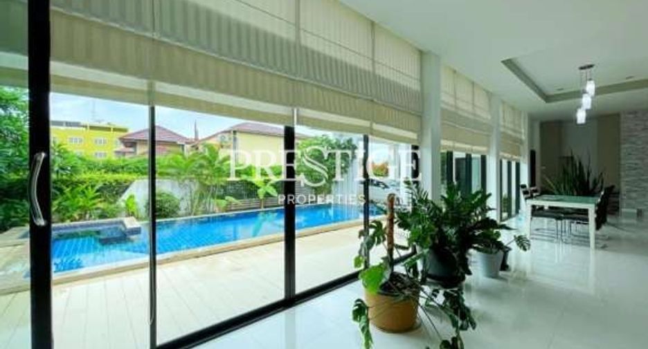 Haus zur Miete und zum Kauf mit 3 Zimmer in Bang Lamung, Chonburi