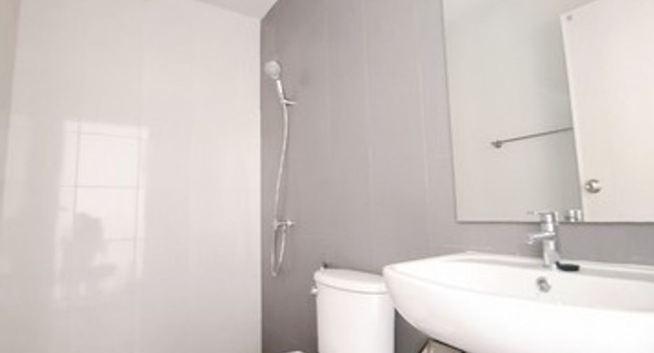 Gewerbefläche zur Miete mit 2 Zimmer in Bang Kapi, Bangkok
