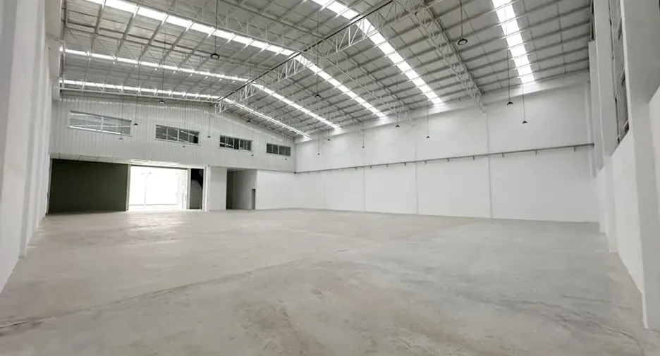 For rent warehouse in Khlong Luang, Pathum Thani