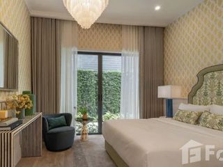 For sale 4 Beds house in Bang Kapi, Bangkok