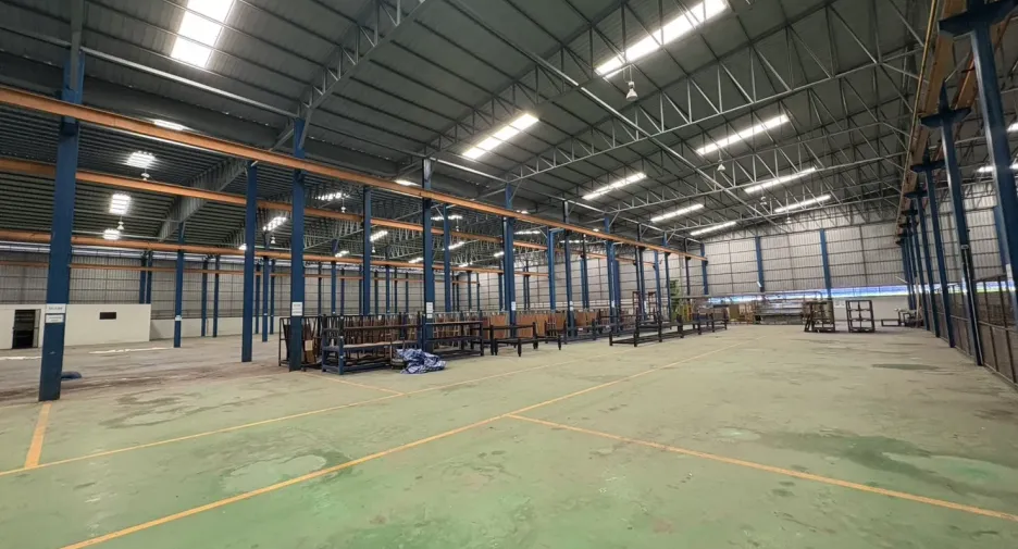For rent warehouse in Phra Pradaeng, Samut Prakan