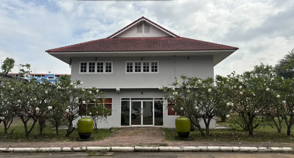 For rent warehouse in Phra Pradaeng, Samut Prakan