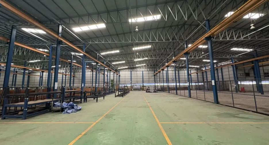For rent warehouse in Phra Pradaeng, Samut Prakan