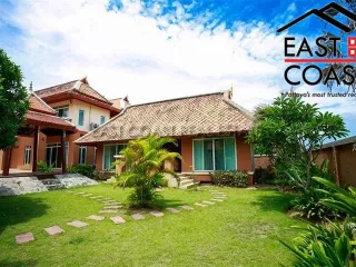 Casa en alquiler de 5 habitaciones en Bang Lamung, Chonburi
