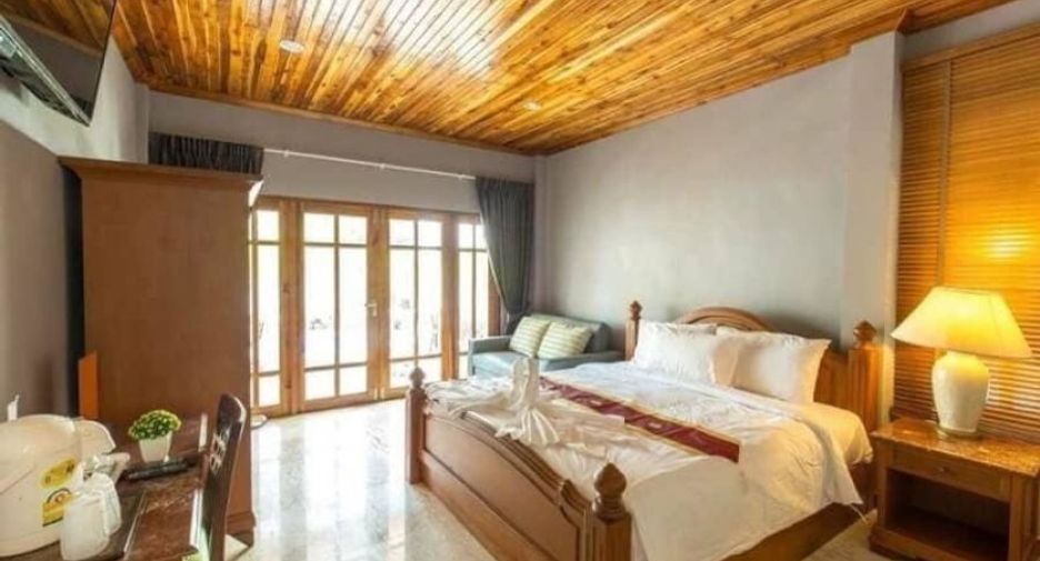 Haus zum Kauf mit 6 Zimmer in Bang Lamung, Chonburi