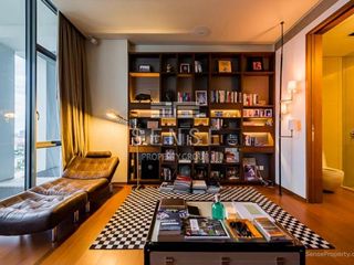 À vendre et à louer 3 chambres condo à Sathon, Bangkok
