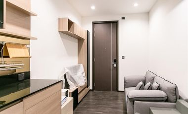For rent 1 bed condo in Huai Khwang, Bangkok