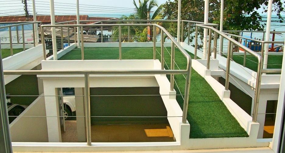 For sale 2 bed townhouse in Bang Saray, Pattaya