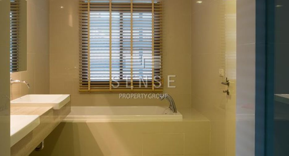 For rent 2 ベッドルーム condo in Khlong Toei, Bangkok