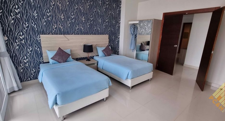 For sale 4 bed condo in Jomtien, Pattaya