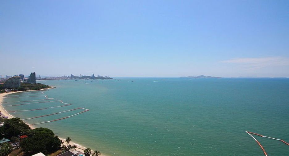 For rent 3 bedrooms condo in Bang Lamung, Chonburi