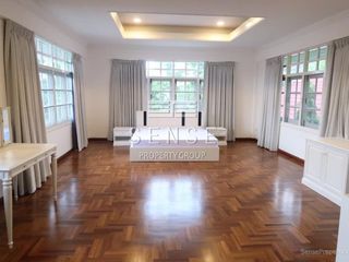 For rent 4 bed house in Watthana, Bangkok