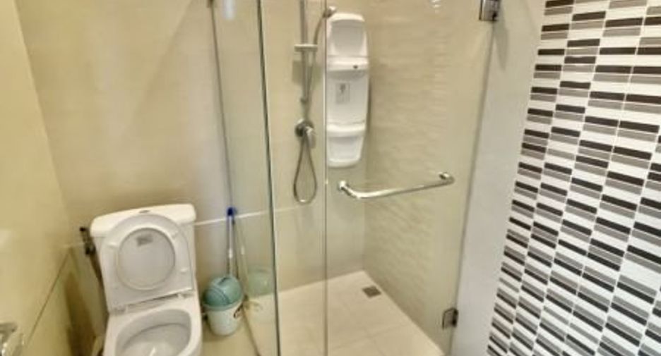 For rent 4 bedrooms house in Bang Lamung, Chonburi