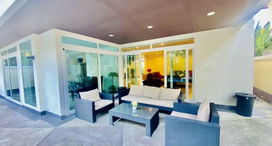 For rent 4 bedrooms house in Bang Lamung, Chonburi