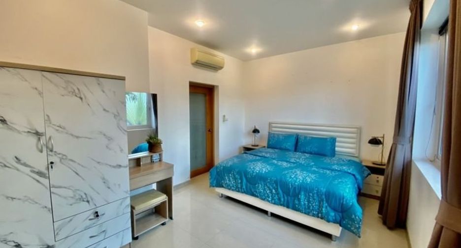 For rent 4 bedrooms house in Bang Lamung, Chonburi
