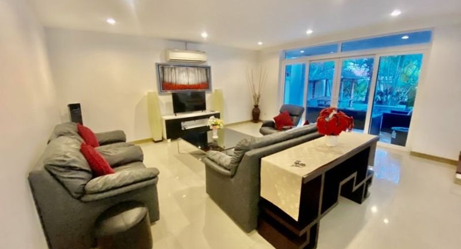 For rent 4 bedrooms house in Bang Lamung, Chonburi