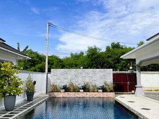 For sale 3 bedrooms house in Bang Saray, Pattaya