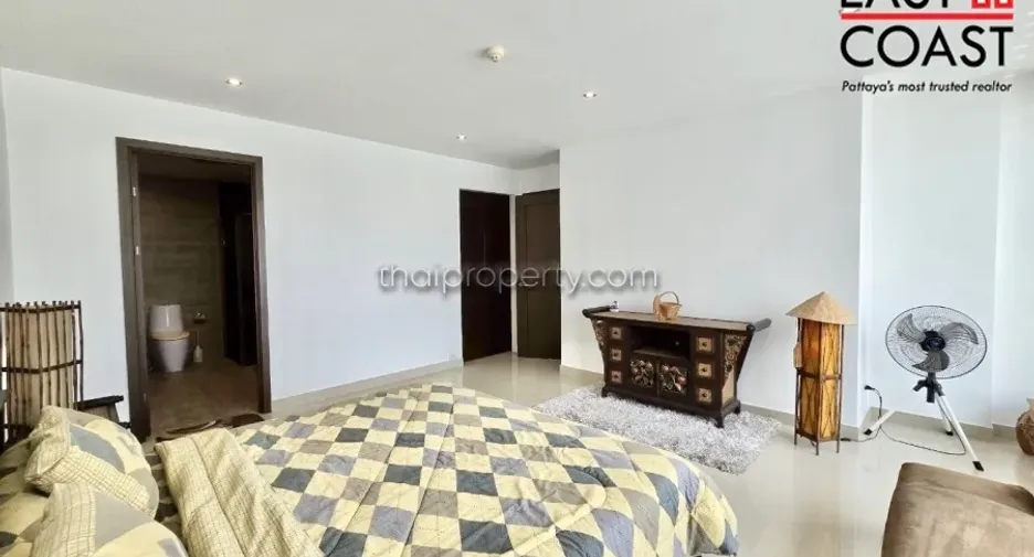For sale 2 bedrooms condo in Jomtien, Pattaya