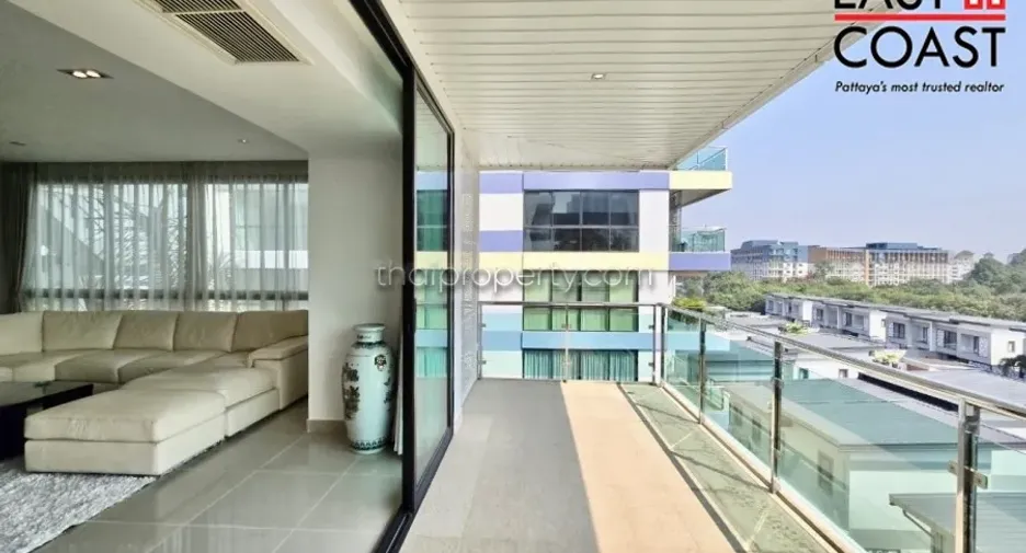 For sale 2 bedrooms condo in Jomtien, Pattaya