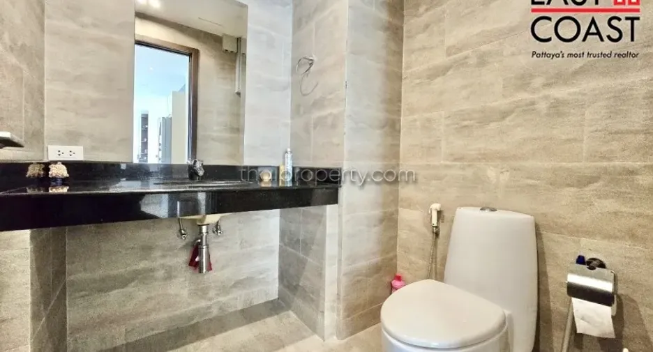 For sale 2 bedrooms condo in Jomtien, Pattaya