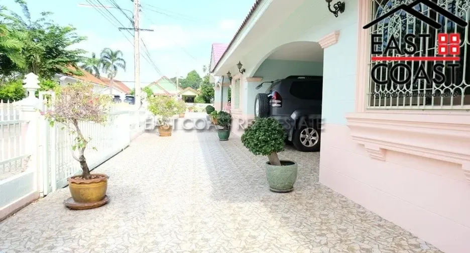 Casa en venta de 5 habitaciones en Si Racha, Chonburi