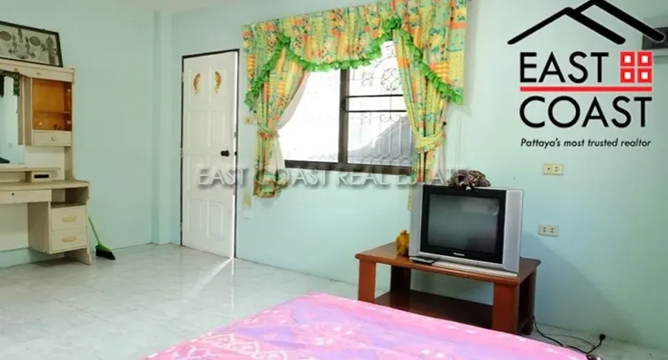 Casa en venta de 5 habitaciones en Si Racha, Chonburi
