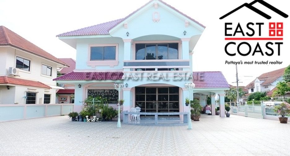 For sale 5 bedrooms house in Si Racha, Chonburi
