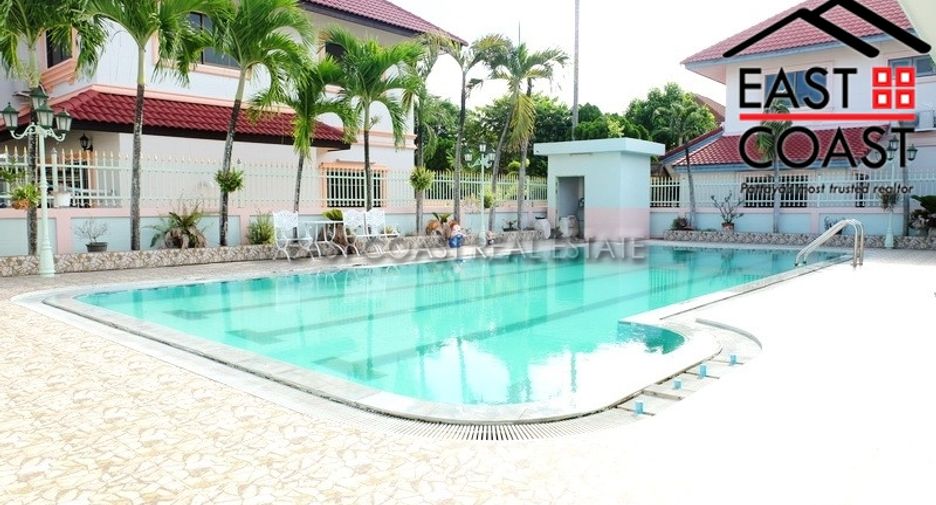 For sale 5 bedrooms house in Si Racha, Chonburi
