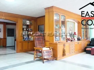 Продажа 5 спальни дом в Si Racha, Чонбури