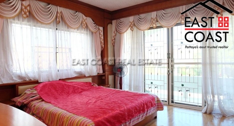 For sale 5 bedrooms house in Si Racha, Chonburi