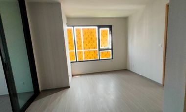 For sale 1 bed condo in Thon Buri, Bangkok