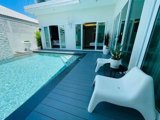 For rent 5 bedrooms villa in Kathu, Phuket