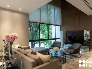 For sale 4 bedrooms house in Huai Khwang, Bangkok
