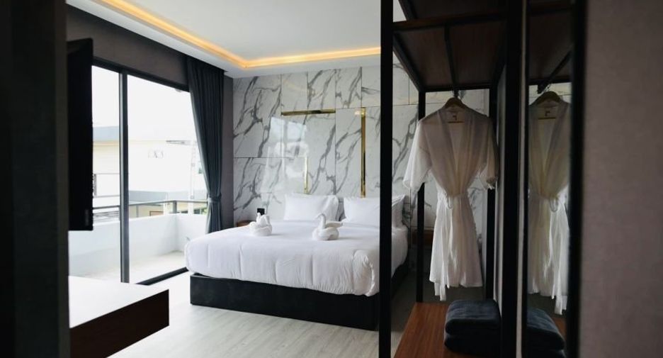 For rent 6 bedrooms villa in Bang Lamung, Chonburi