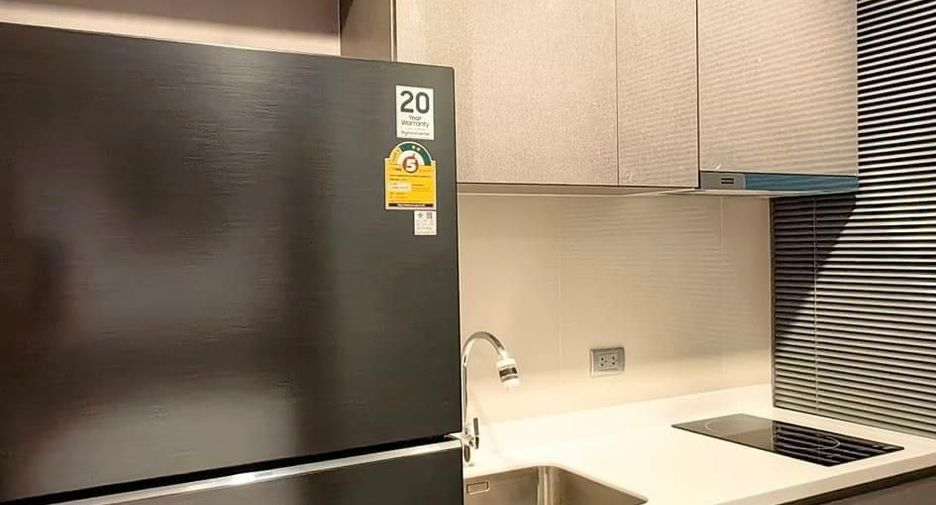 For rent studio condo in Huai Khwang, Bangkok