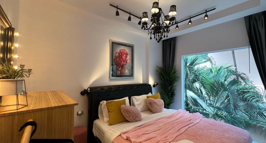 For rent 8 bed villa in Jomtien, Pattaya