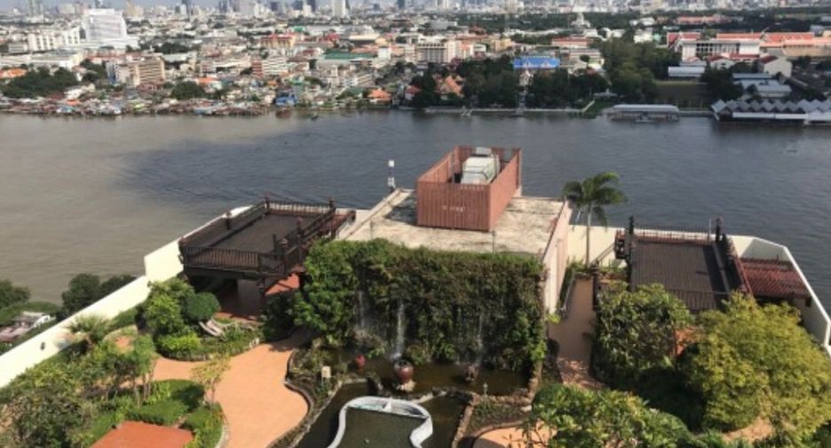 For sale 3 bedrooms condo in Bang Phlat, Bangkok